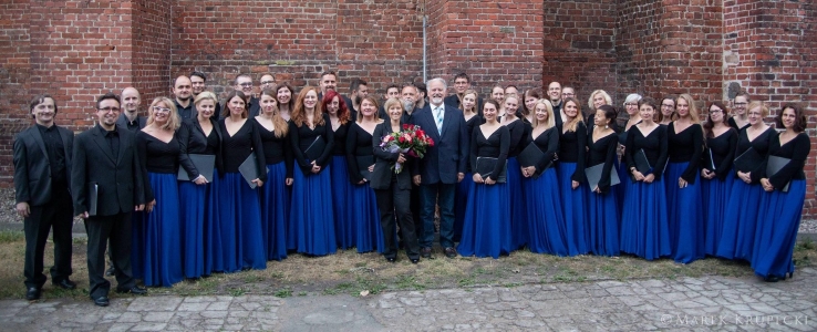 Bob & King with Astrolabium Choir